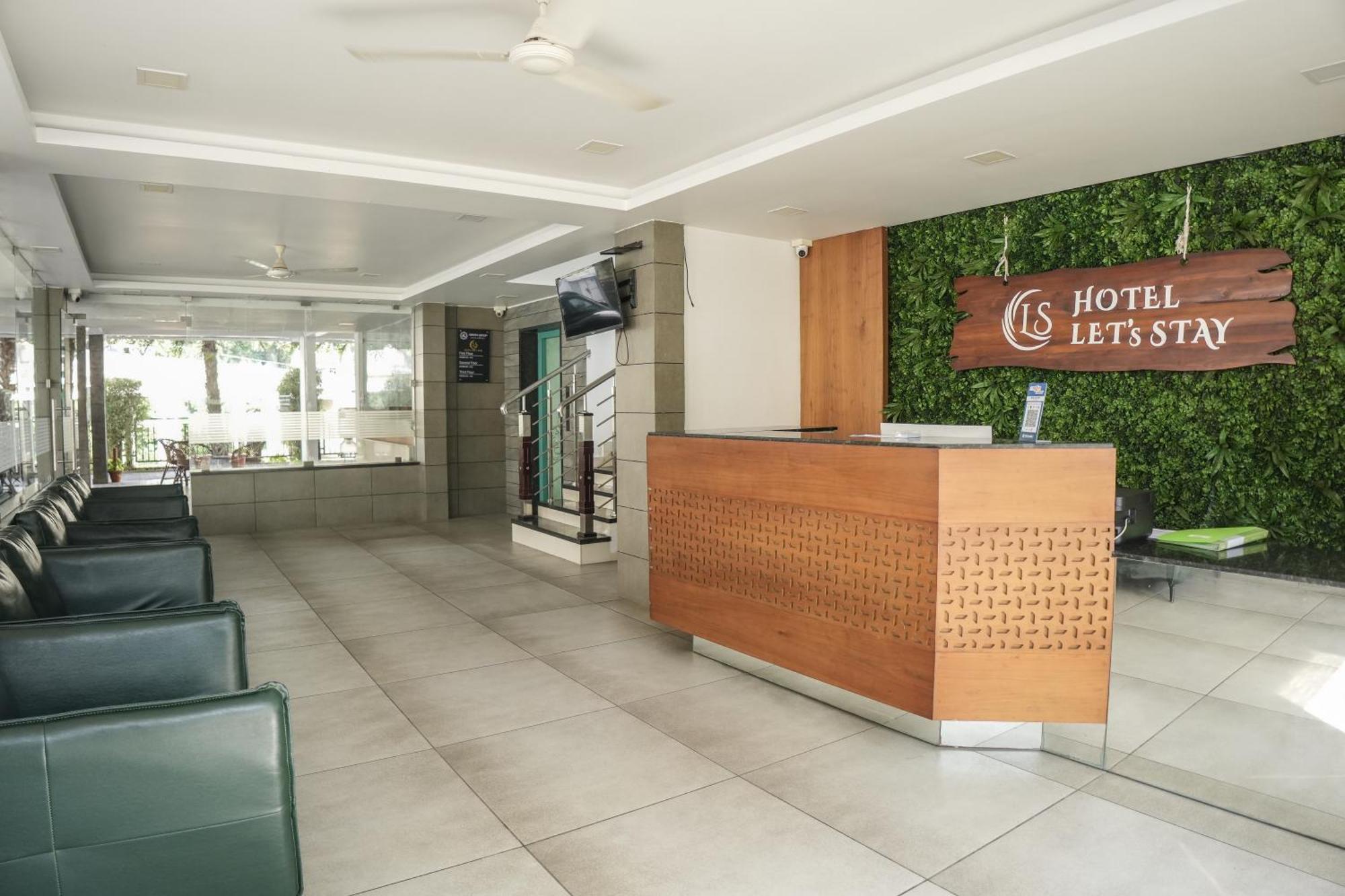Hotel Lets Stay Kochi Екстер'єр фото